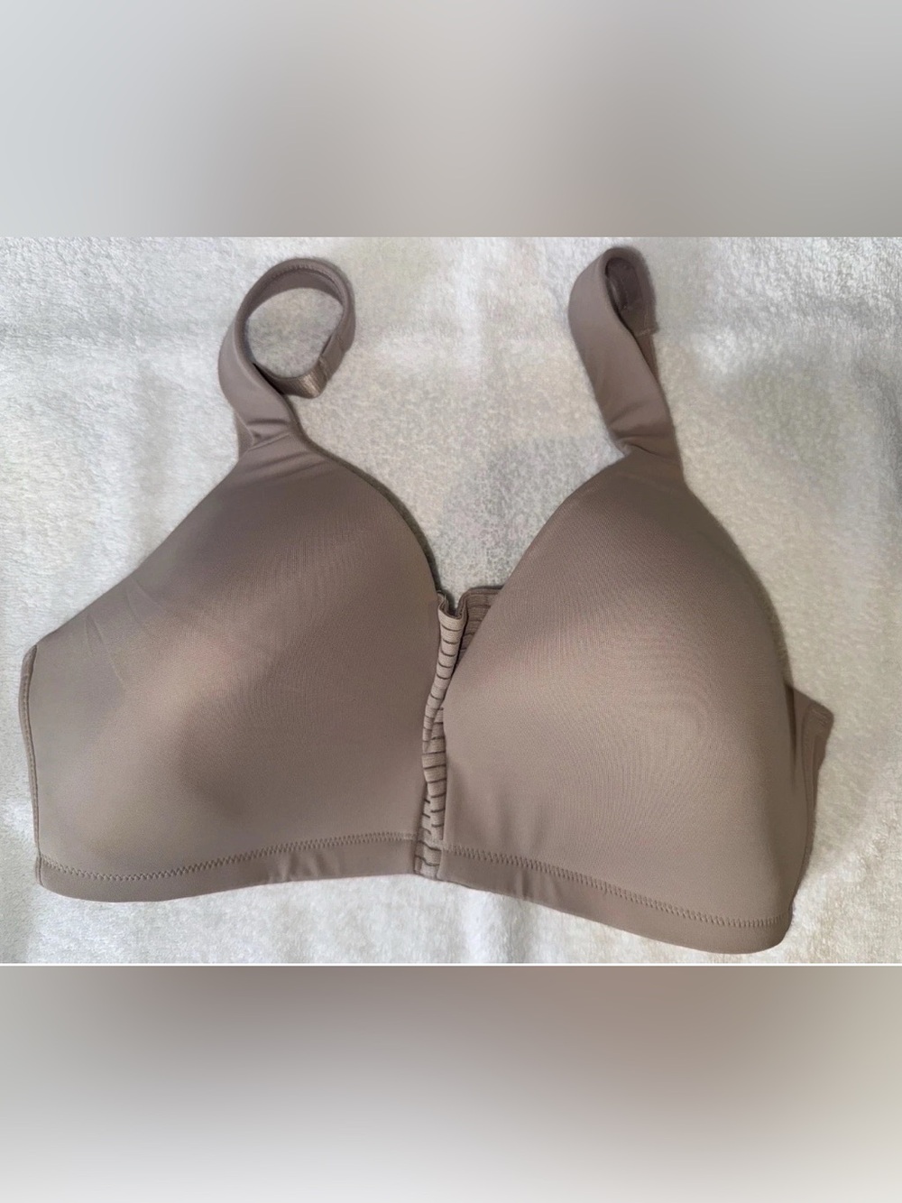 Breezies Lazy Day Seamless Wirefree Contour Support Bra Bark 36DD A724111 - New